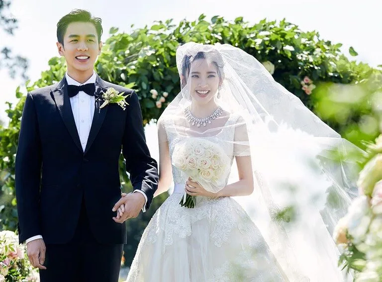 mơ thấy mình lấy chồng khác