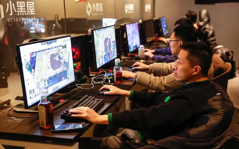 game online la gi tai sao thu hut hang trieu nguoi choi