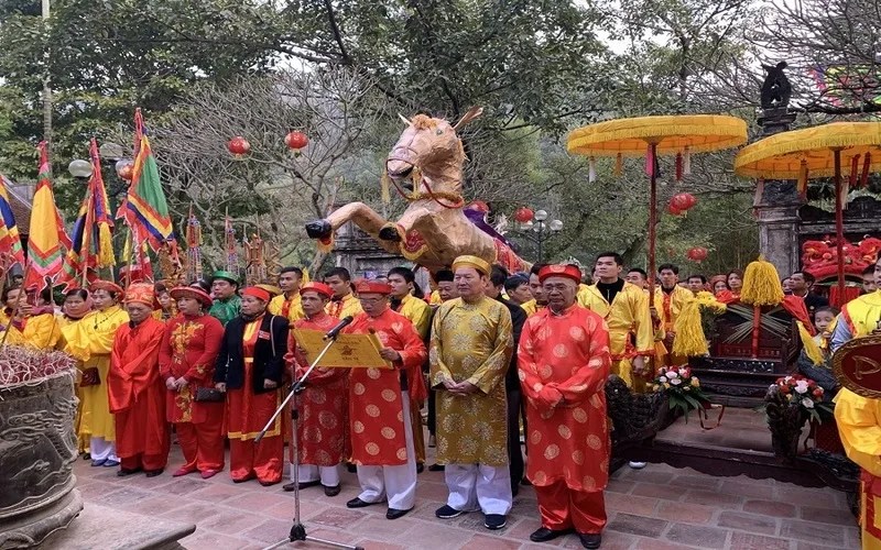 kham pha mot so le hoi o viet nam va gia tri van hoa