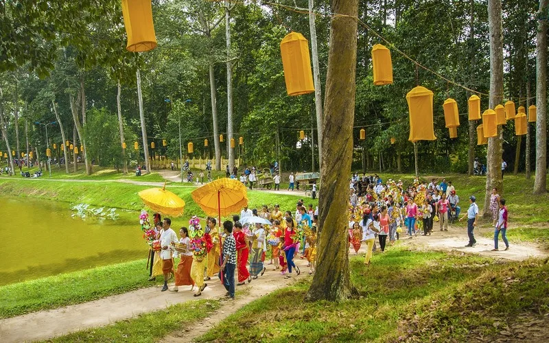 kham pha mot so le hoi o viet nam va gia tri van hoa